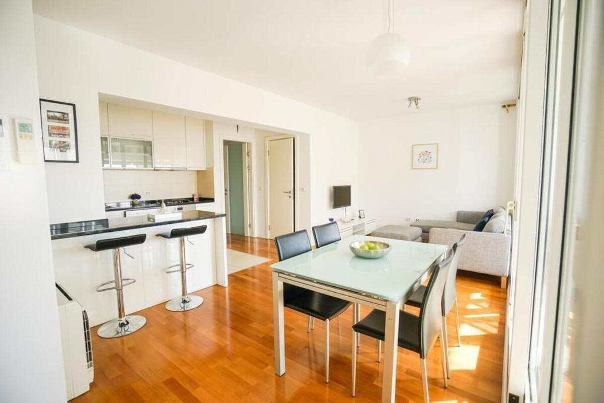 Apartment Zara White Exterior foto